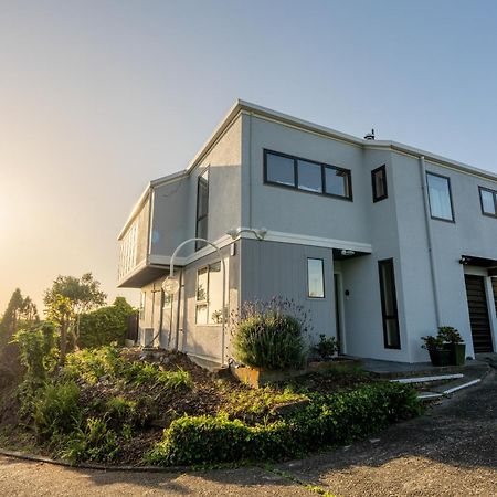 Villa Cosy Unit With Incredible Views & Sky Tv Whanganui Exterior foto