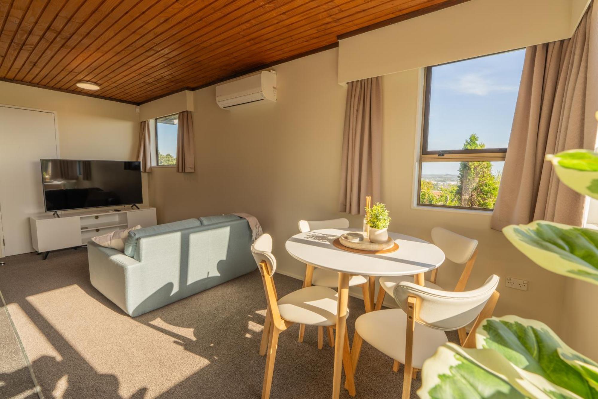 Villa Cosy Unit With Incredible Views & Sky Tv Whanganui Exterior foto